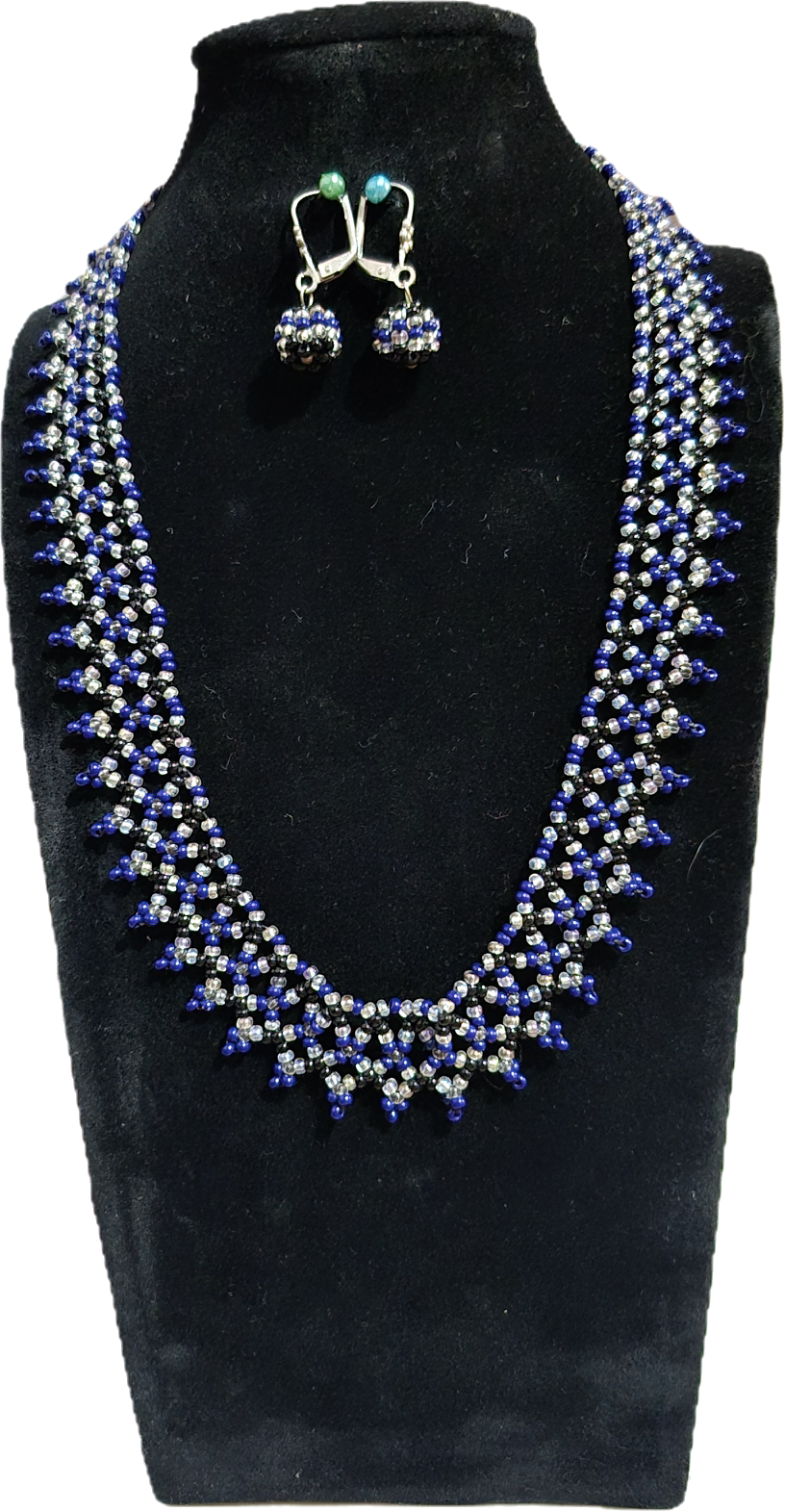 Collar y aretes- Cielos de Añil